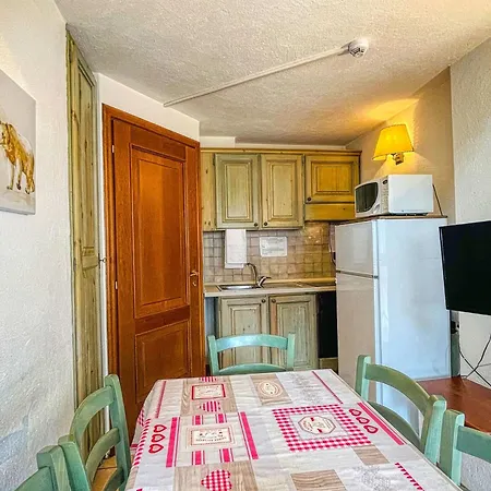 Drei-zimmer-dachgeschosswohnung 6 P-l- Frejus By Interhome Appartement