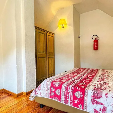 Apartmán Drei-zimmer-dachgeschosswohnung 6 P-l- Frejus By Interhome