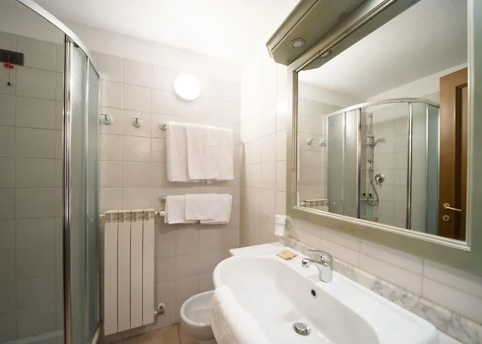 Drei-zimmer-dachgeschosswohnung 6 P-l- Frejus By Interhome * Bardonnèche