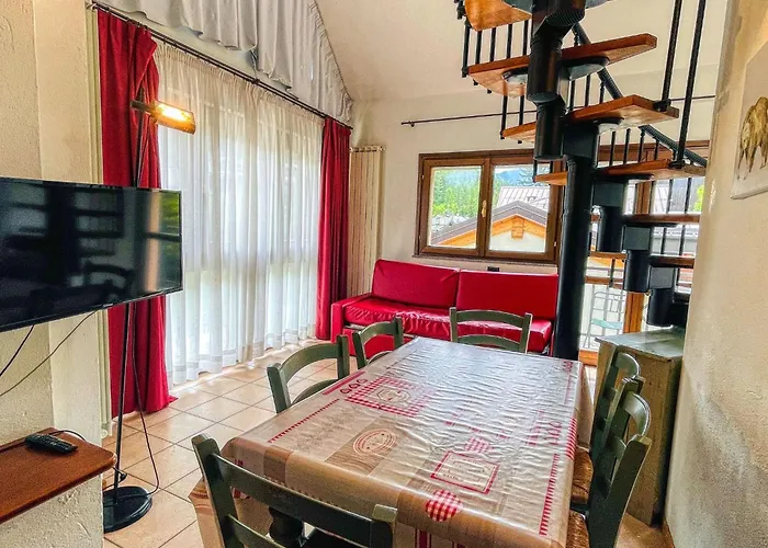 Drei-zimmer-dachgeschosswohnung 6 P-l- Frejus By Interhome Appartement *