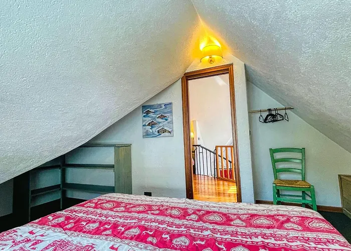 Appartement Drei-zimmer-dachgeschosswohnung 6 P-l- Frejus By Interhome Bardonnèche